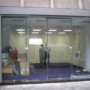 shop front door repair Evanston, Illinois